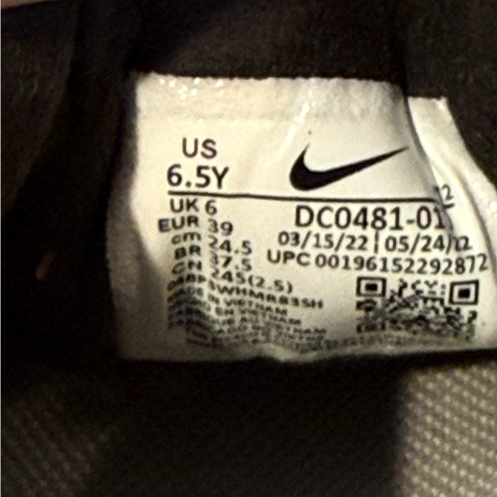Youth NIKE Waffle One Grey Fog Particle Grey Athletic sneakers- Size 6.5Y - Picture 10 of 10